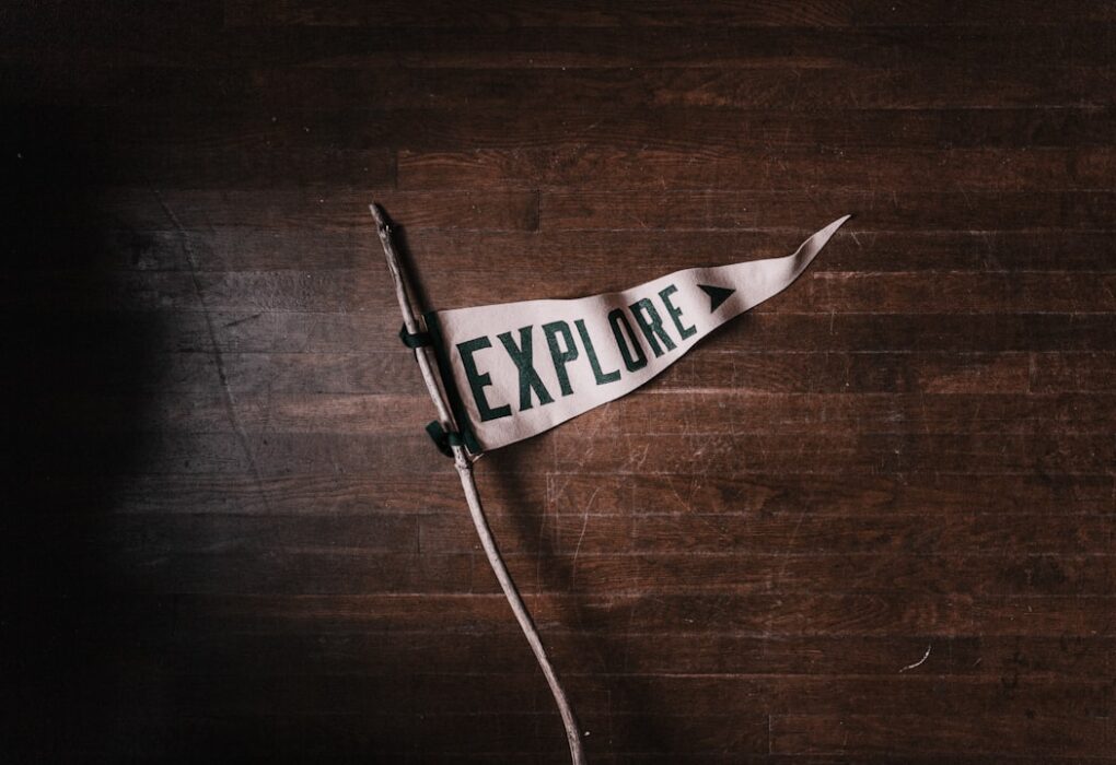 Photo 1 American flag 2 Military uniform