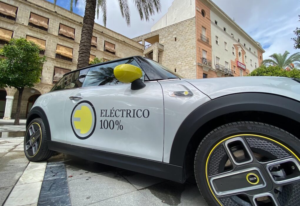 Photo 1 Laboratory 2 Research center