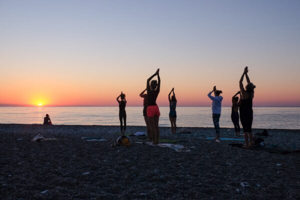 Photo Sunrise yoga