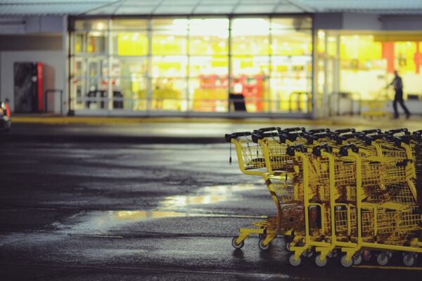 Photo Grocery store cart